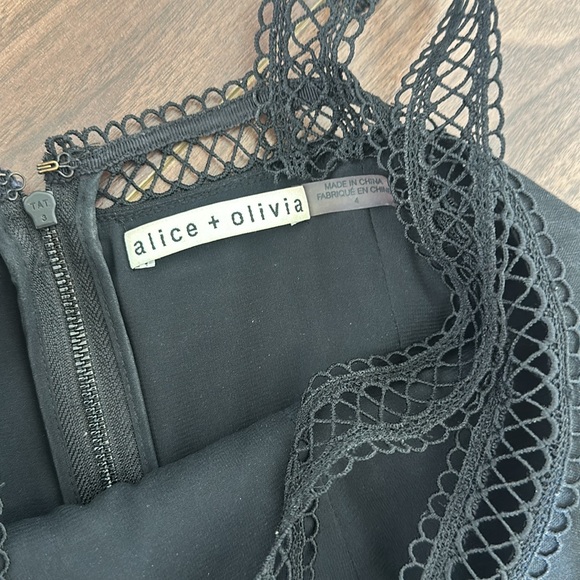 Alice and Olivia size 4 - Picture 5 of 6